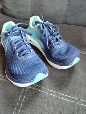 Topo Specter 2 Womens Blue Athletic Running Shoes 7.5 Trainers Comfort Road